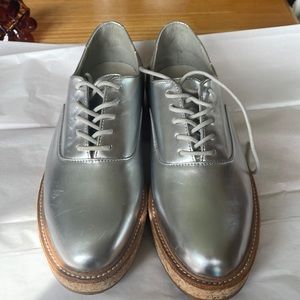 Metallic shoes used once great condition